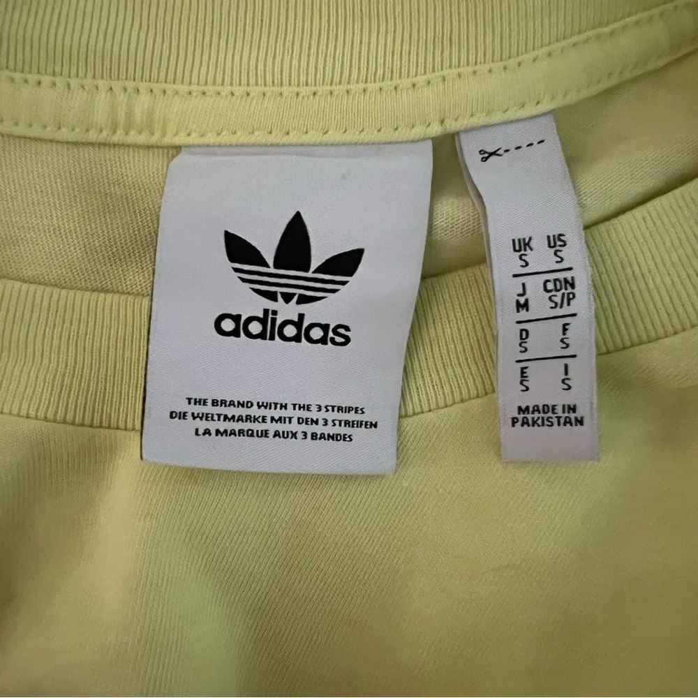 Adidas Men’s Trefoil Essentials Yellow Tint Short Sleeve T Shirt Size Small